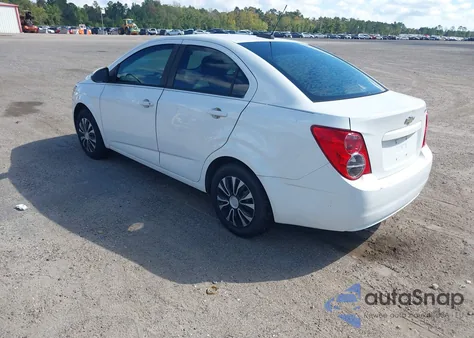 2016 Chevrolet Sonic Ls Auto z USA, uszkodzony, nr VIN 1G1JA5SH8G4103275